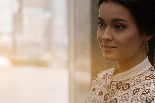 Үлкен әтештер пиздаға терең кіреді Немістермен жыныстық қатынасты қараңыз