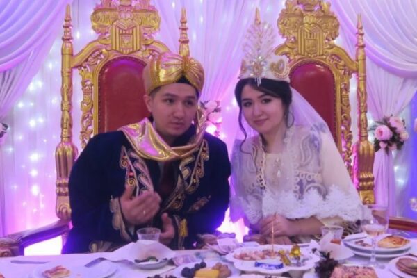 Үйлену тойы кезінде Үйлену тойы кезінде