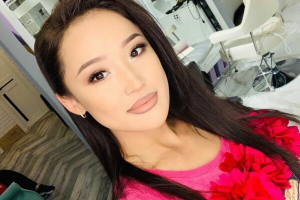 Әйелім мені ғашығының көтін жалап жіберді.