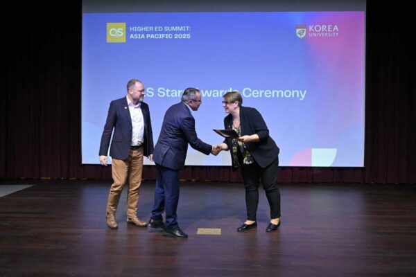 Интернеттегі аяқ фетиш порно